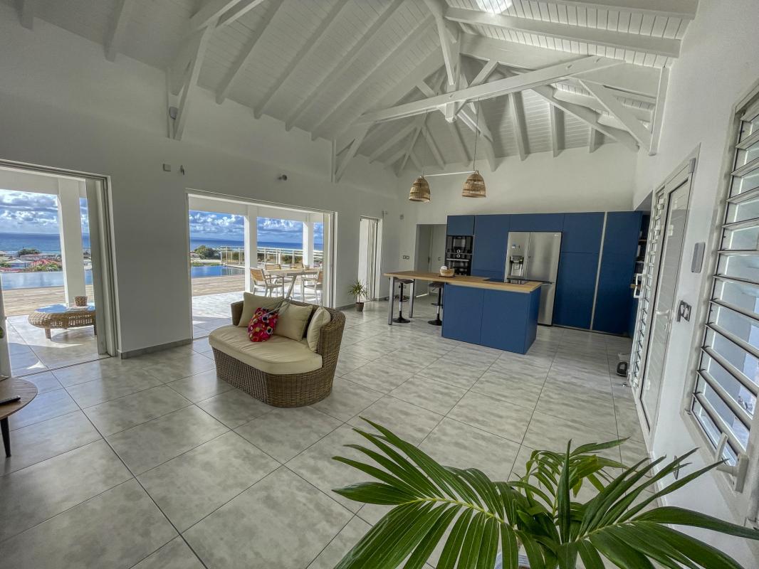 A louer villa vue mer Saint François Guadeloupe_Salon-11